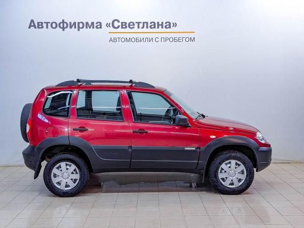 Chevrolet Niva I Рестайлинг с пробегом 2017 года, цена 733 000 рублей, 66286 км, внедорожник, Автокод Объявления