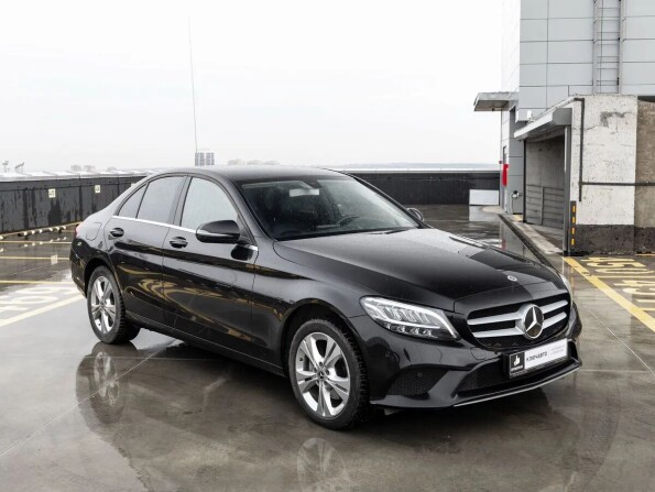 Mercedes-Benz C-Класс IV (W205) Рестайлинг с пробегом 2019 года, цена 2 850 000 рублей, 130000 км, седан, Автокод Объявления