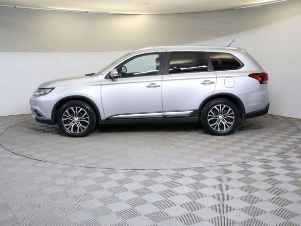 Mitsubishi Outlander III Рестайлинг 2 с пробегом 2016 года, цена 2 145 000 рублей, 86098 км, внедорожник, Автокод Объявления