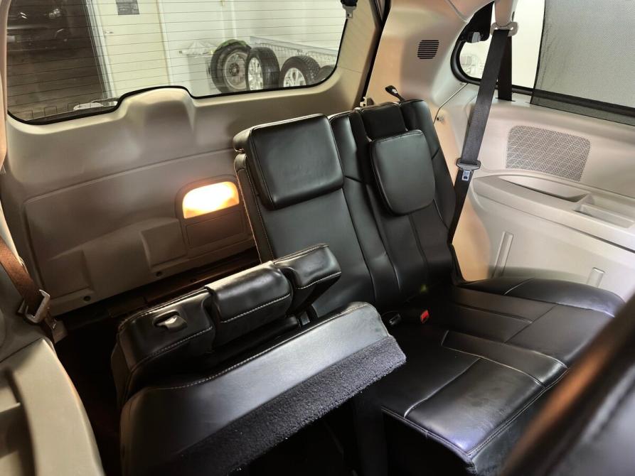Chrysler Voyager V Рестайлинг Москва  - изображение 15
