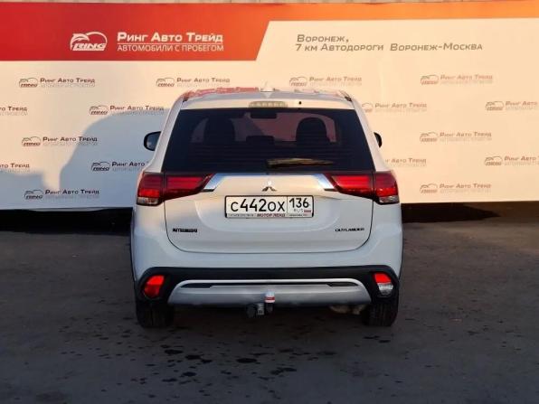 Mitsubishi Outlander III Рестайлинг 3 с пробегом 2019 года, цена 1 470 000 рублей, 226132 км, внедорожник, Автокод Объявления