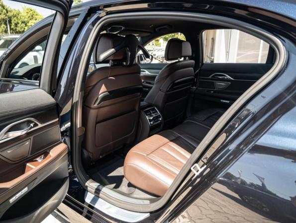 BMW 7 серии VI (G11/G12) с пробегом 2016 года, цена 3 440 000 рублей, 124694 км, седан, Автокод Объявления