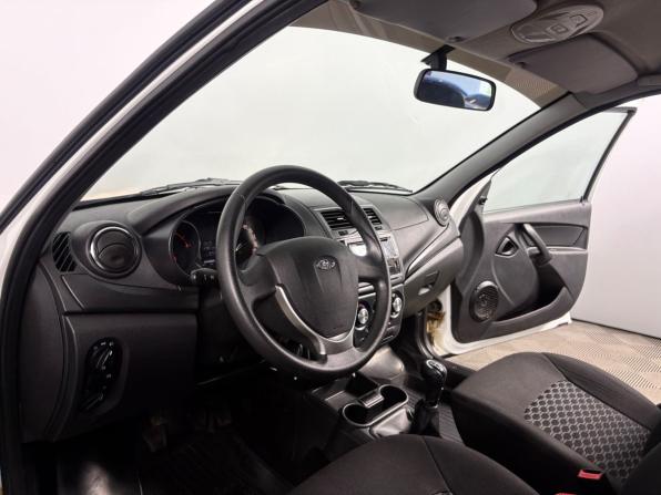 Lada (ВАЗ) Granta I Рестайлинг с пробегом 2019 года, цена 655 000 рублей, 64878 км, хэтчбек, Автокод Объявления