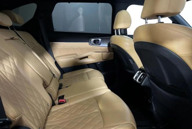 Kia Sorento IV с пробегом 2022 года, цена 3 995 000 рублей, 98812 км, внедорожник, Автокод Объявления