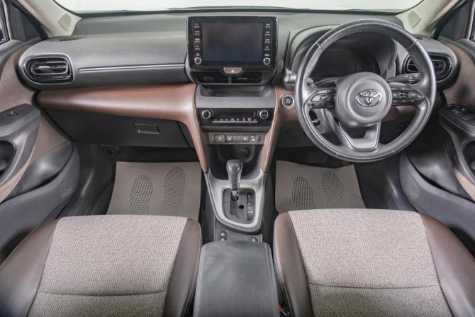 Toyota Yaris Cross I с пробегом 2021 года, цена 1 849 000 рублей, 128000 км, внедорожник, Автокод Объявления
