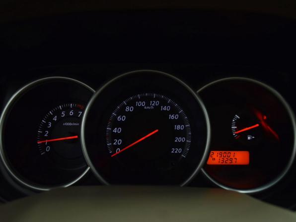 Nissan Tiida I Рестайлинг с пробегом 2011 года, цена 749 995 рублей, 218823 км, хэтчбек, Автокод Объявления