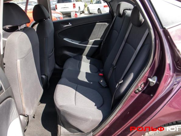 Hyundai Solaris I с пробегом 2013 года, цена 768 000 рублей, 171701 км, седан, Автокод Объявления