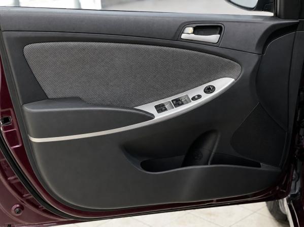 Hyundai Solaris I с пробегом 2011 года, цена 785 000 рублей, 165000 км, седан, Автокод Объявления