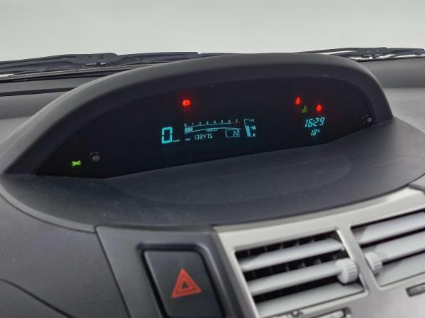 Toyota Yaris II с пробегом 2008 года, цена 499 000 рублей, 138475 км, хэтчбек, Автокод Объявления