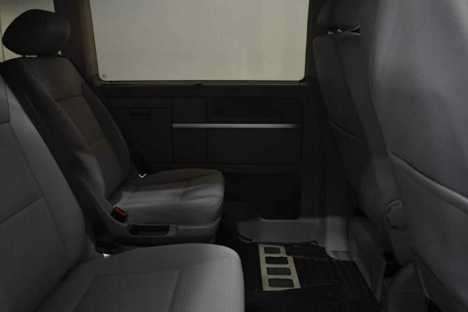 Volkswagen Multivan T5 Рестайлинг с пробегом 2012 года, цена 2 325 000 рублей, 179020 км, минивэн, Автокод Объявления