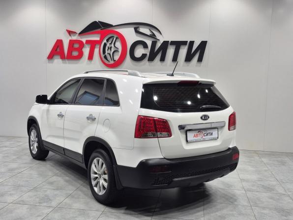 Kia Sorento II Рестайлинг с пробегом 2012 года, цена 1 075 000 рублей, 203883 км, внедорожник, Автокод Объявления