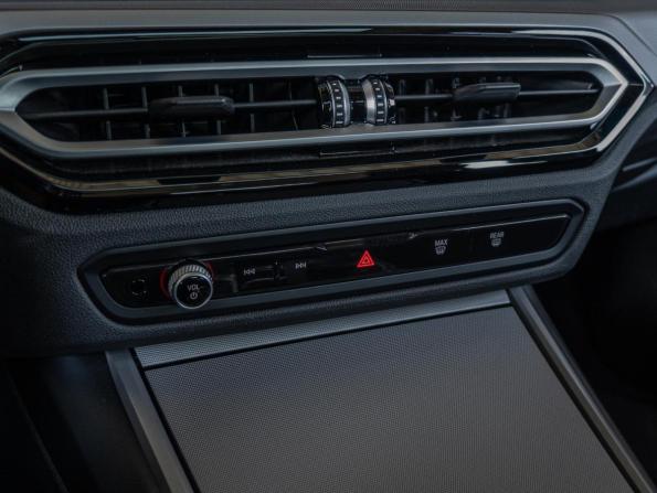 BMW 3 серии VII (G2x) Рестайлинг с пробегом 2022 года, цена 4 790 000 рублей, 21476 км, седан, Автокод Объявления