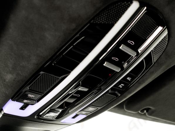 Porsche Panamera II с пробегом 2019 года, цена 8 890 000 рублей, 87118 км, лифтбек, Автокод Объявления