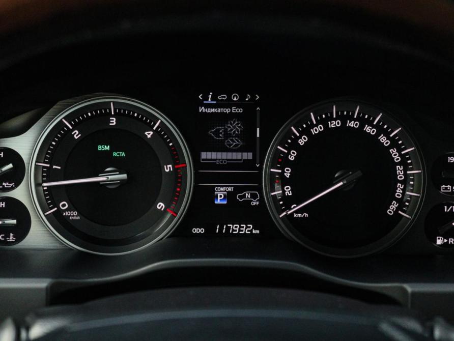 Toyota Land Cruiser 200 Series Рестайлинг 2 Москва  - изображение 20