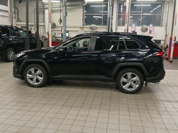 Toyota RAV4 V (XA50) с пробегом 2021 года, цена 2 400 000 рублей, 114140 км, внедорожник, Автокод Объявления