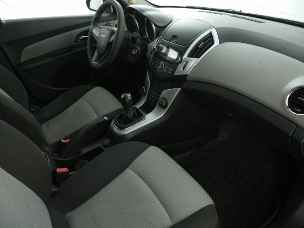 Chevrolet Cruze I Рестайлинг с пробегом 2015 года, цена 681 000 рублей, 195000 км, седан, Автокод Объявления