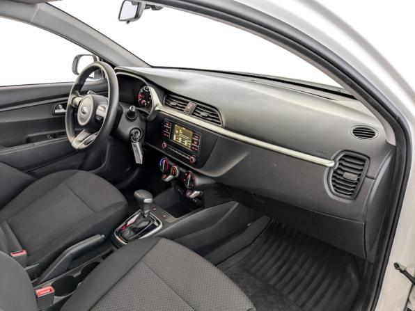 Kia Rio IV Рестайлинг с пробегом 2021 года, цена 1 740 000 рублей, 75857 км, седан, Автокод Объявления