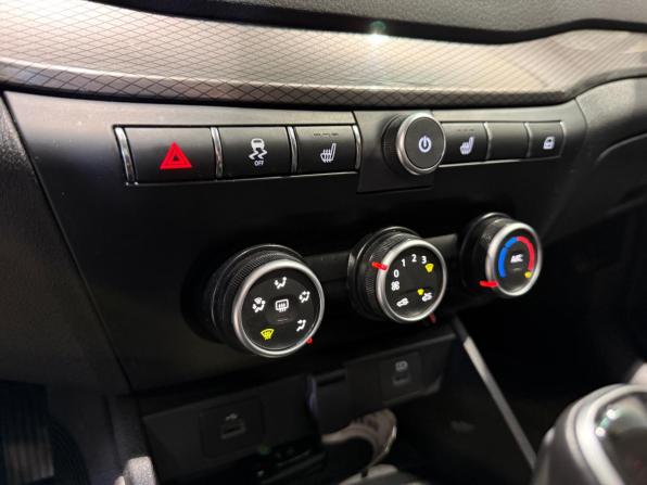 Lada (ВАЗ) Vesta I Рестайлинг (NG) с пробегом 2025 года, цена 1 510 000 рублей, 12701 км, универсал, Автокод Объявления