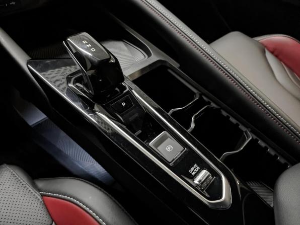 Geely Coolray I Рестайлинг с пробегом 2024 года, цена 2 290 000 рублей, 38078 км, внедорожник, Автокод Объявления