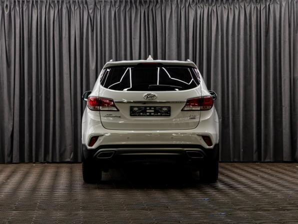 Hyundai Santa Fe III Рестайлинг с пробегом 2017 года, цена 2 495 000 рублей, 148979 км, внедорожник, Автокод Объявления