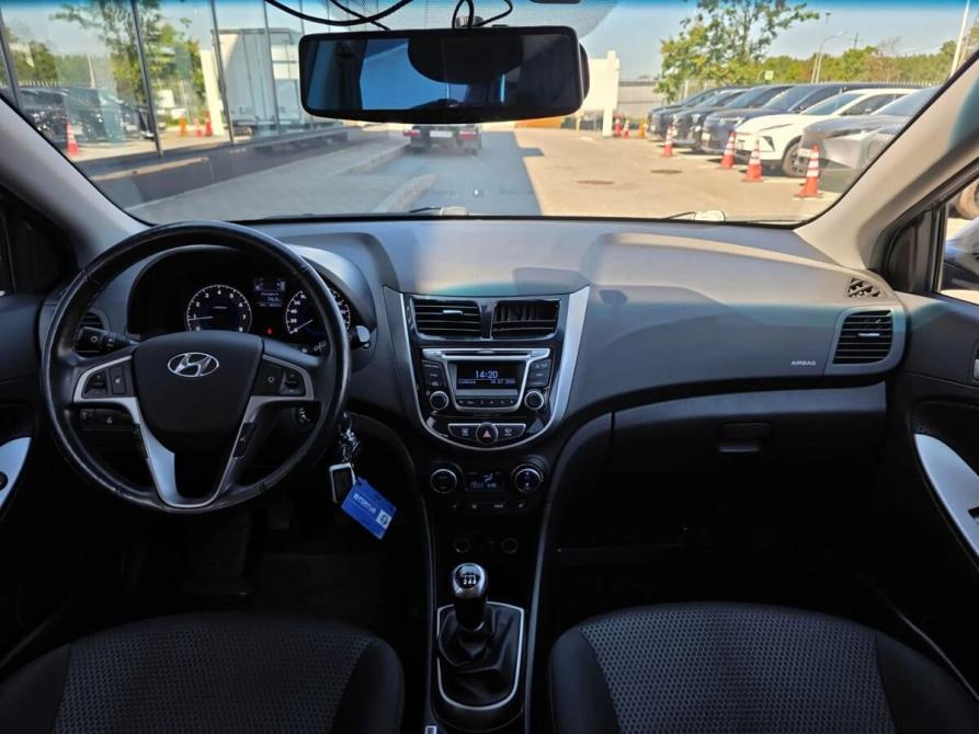 Hyundai Solaris I Рестайлинг Санкт-Петербург  - изображение 9