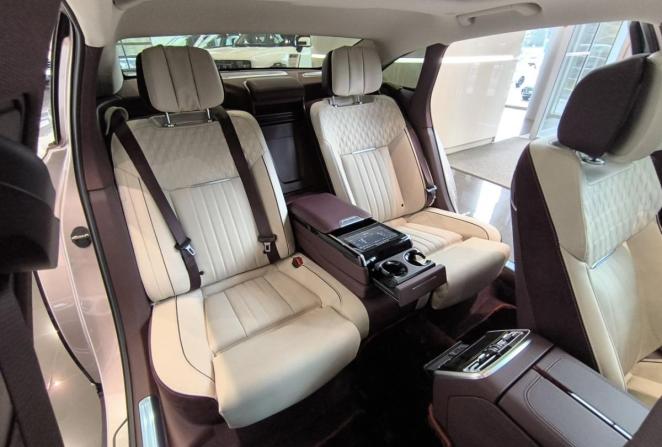 Новый Hongqi H9 I 2024 года, цена 5 880 000 рублей, седан, Автокод Объявления