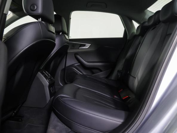 Audi A4 V (B9) с пробегом 2016 года, цена 2 390 000 рублей, 71475 км, седан, Автокод Объявления