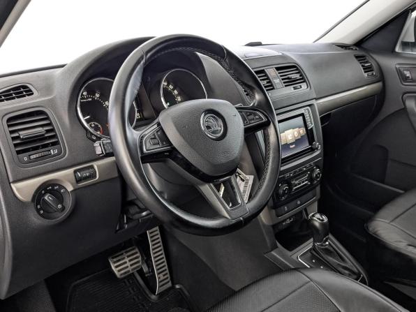 Skoda Yeti I Рестайлинг с пробегом 2014 года, цена 1 345 000 рублей, 125446 км, внедорожник, Автокод Объявления