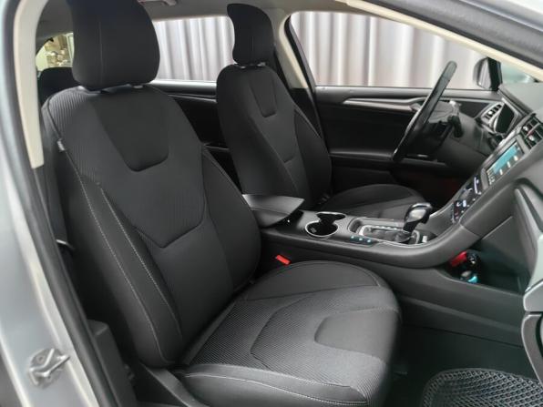Ford Mondeo V с пробегом 2018 года, цена 1 449 000 рублей, 274000 км, универсал, Автокод Объявления