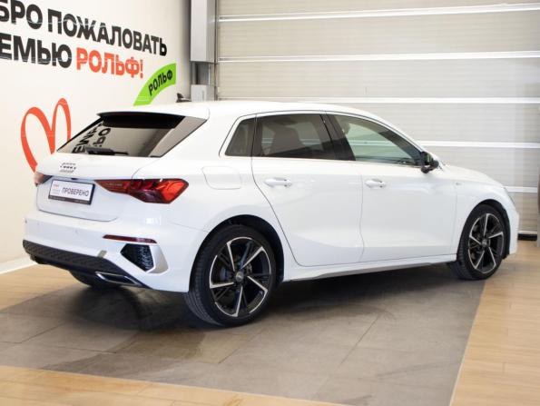 Audi A3 IV (8Y) с пробегом 2021 года, цена 2 750 000 рублей, 52500 км, хэтчбек, Автокод Объявления