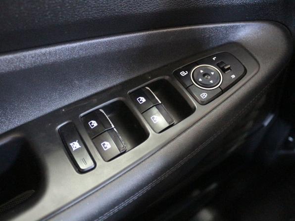 Hyundai Santa Fe IV с пробегом 2019 года, цена 2 650 000 рублей, 137777 км, внедорожник, Автокод Объявления