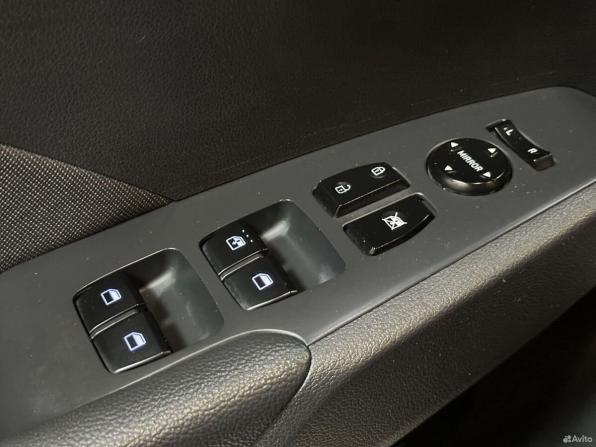 Hyundai Solaris II с пробегом 2019 года, цена 1 465 000 рублей, 82518 км, седан, Автокод Объявления