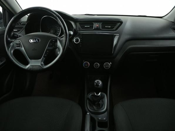 Kia Rio III Рестайлинг с пробегом 2017 года, цена 991 000 рублей, 168800 км, седан, Автокод Объявления