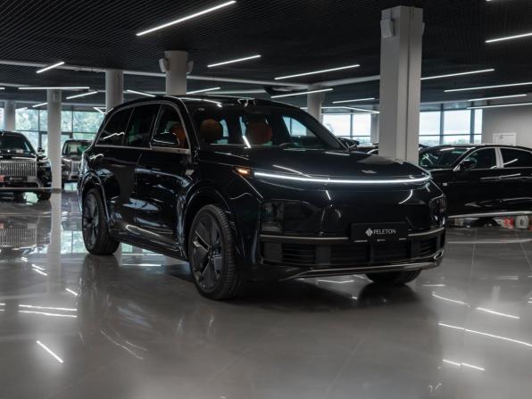 Li Auto (Lixiang) L9 I Рестайлинг с пробегом 2025 года, цена 8 900 000 рублей, 50 км, внедорожник, Автокод Объявления