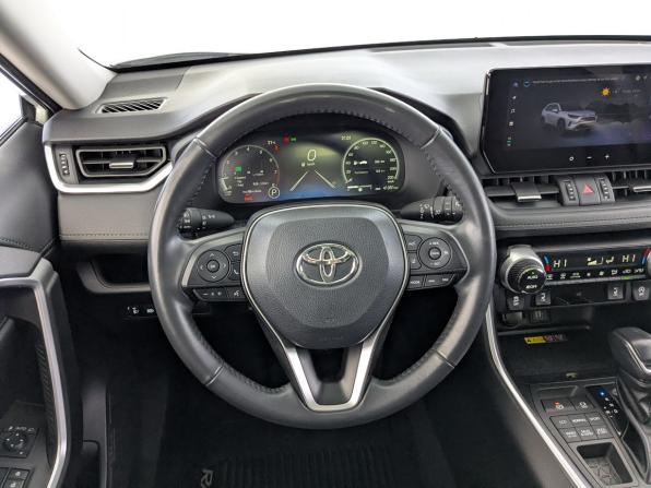 Toyota RAV4 V (XA50) с пробегом 2023 года, цена 3 850 000 рублей, 41350 км, внедорожник, Автокод Объявления