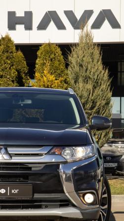 Mitsubishi Outlander III Рестайлинг 2 с пробегом 2018 года, цена 1 998 000 рублей, 101059 км, внедорожник, Автокод Объявления