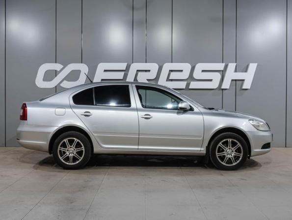 Skoda Octavia II (A5) Рестайлинг с пробегом 2012 года, цена 749 000 рублей, 243062 км, лифтбек, Автокод Объявления