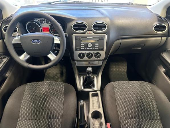 Ford Focus II Рестайлинг с пробегом 2011 года, цена 617 000 рублей, 130000 км, седан, Автокод Объявления