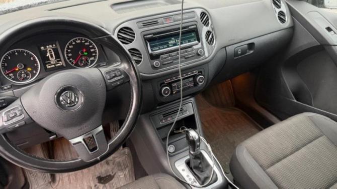 Volkswagen Tiguan I Рестайлинг с пробегом 2013 года, цена 750 000 рублей, 296369 км, внедорожник, Автокод Объявления
