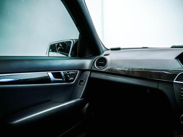 Mercedes-Benz C-Класс III (W204) Рестайлинг с пробегом 2012 года, цена 1 350 000 рублей, 114913 км, седан, Автокод Объявления