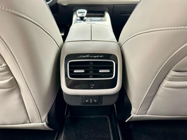Chery Arrizo 8 с пробегом 2023 года, цена 2 365 000 рублей, 14000 км, седан, Автокод Объявления