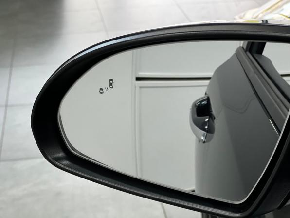 Kia Optima IV Рестайлинг с пробегом 2019 года, цена 2 299 000 рублей, 78432 км, седан, Автокод Объявления