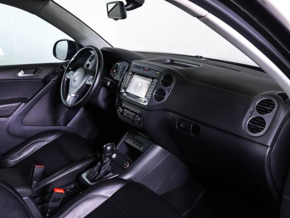 Volkswagen Tiguan I Рестайлинг с пробегом 2014 года, цена 1 196 000 рублей, 193900 км, внедорожник, Автокод Объявления