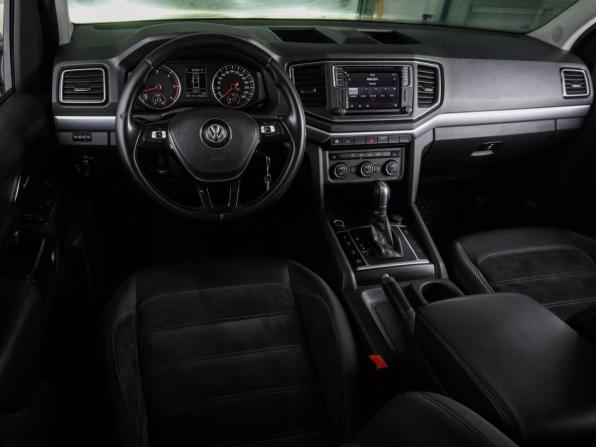 Volkswagen Amarok I Рестайлинг с пробегом 2018 года, цена 2 597 000 рублей, 451113 км, offers.body_type.unknown, Автокод Объявления