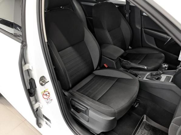 Skoda Octavia III (A7) Рестайлинг с пробегом 2019 года, цена 1 599 000 рублей, 126000 км, лифтбек, Автокод Объявления