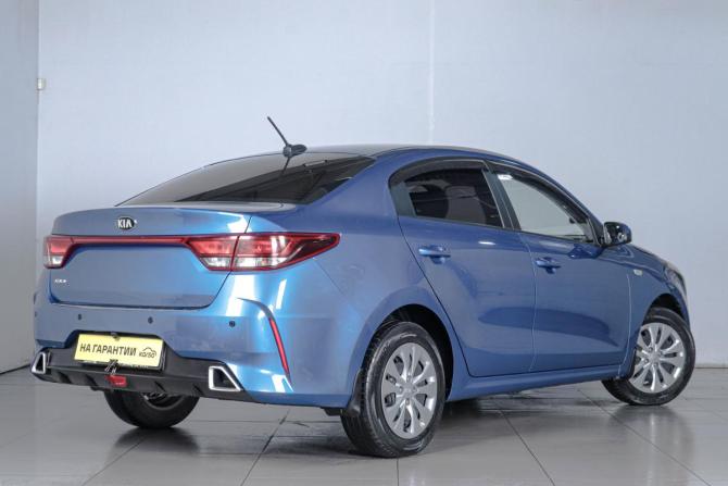 Kia Rio IV Рестайлинг с пробегом 2021 года, цена 1 459 000 рублей, 153000 км, седан, Автокод Объявления