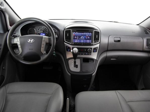 Hyundai Grand Starex I Рестайлинг с пробегом 2016 года, цена 2 299 000 рублей, 163684 км, минивэн, Автокод Объявления