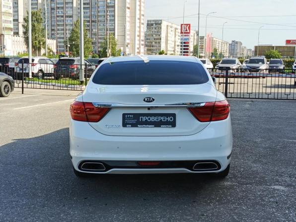 Kia Quoris I с пробегом 2013 года, цена 1 470 000 рублей, 185504 км, седан, Автокод Объявления
