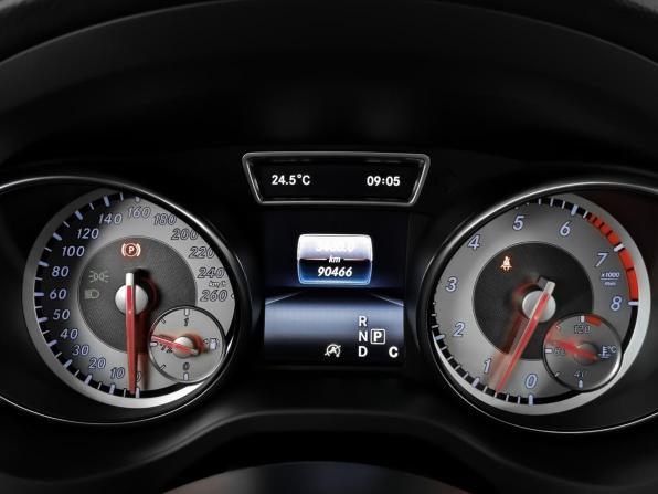 Mercedes-Benz GLA I (X156) с пробегом 2016 года, цена 1 995 000 рублей, 90464 км, внедорожник, Автокод Объявления