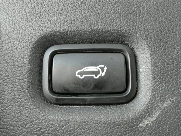 Hyundai Santa Fe IV Рестайлинг с пробегом 2020 года, цена 2 795 000 рублей, 145400 км, внедорожник, Автокод Объявления